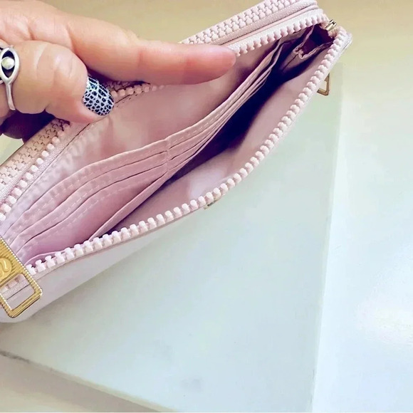 Lululemon Double Up Pouch Wristlet/Clutch - Picture 9 of 11